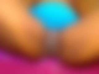 linasex1y's Live Sex Cam Show