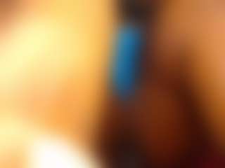 Live cam show with linasex1y - Brown Eyes Blonde Hair on livesuperchat.net