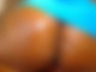 linasex1y's Live Sex Cam Show