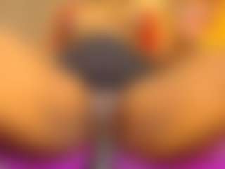 linasex1y's Live Sex Cam Show
