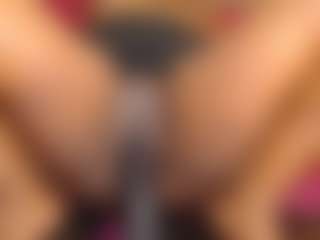 linasex1y's Live Sex Cam Show