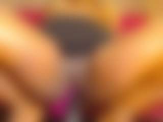linasex1y's Live Sex Cam Show