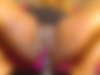 linasex1y's Live Sex Cam Show