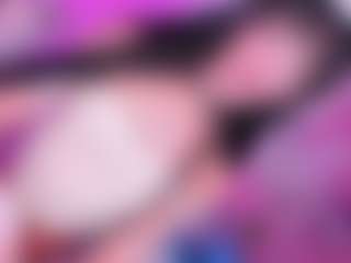 Live cam show with Niccolls-Princess - Teen (18+) on CamwithHer