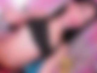 Live cam show with Niccolls-Princess - Black Hair on Big Tits