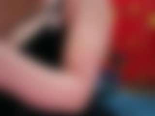 Live cam show with Andre-8080 - Blonde Hair on TeamSkeetLive