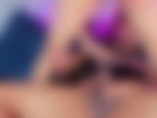 Aphrodite26's Live Sex Cam Show