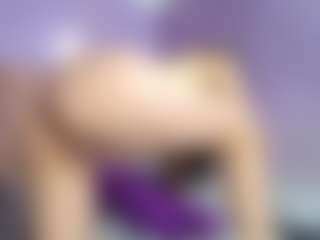 Aphrodite26's Live Sex Cam Show