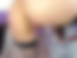 Aphrodite26's Live Sex Cam Show