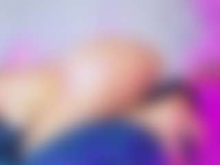 Aphrodite26's Live Sex Cam Show