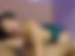 Aphrodite26's Live Sex Cam Show