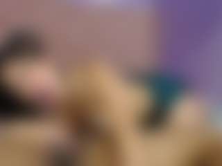 Aphrodite26's Live Sex Cam Show