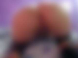 Aphrodite26's Live Sex Cam Show