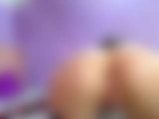 Live cam show with Aphrodite26 - Shaved Pussy on Camsoda