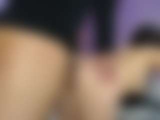 Aphrodite26's Live Sex Cam Show