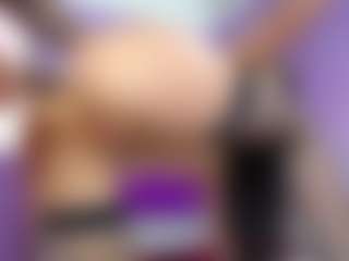 Aphrodite26's Live Sex Cam Show