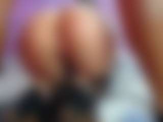 Live cam show with Aphrodite26 - Blowjob on Camsoda