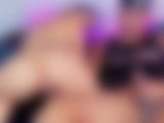 Aphrodite26's Live Sex Cam Show
