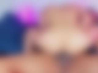 Live cam show with Aphrodite26 - Strip on Streamer API