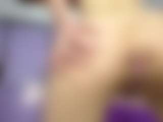 Live cam show with Aphrodite26 - Fuck on Camversity