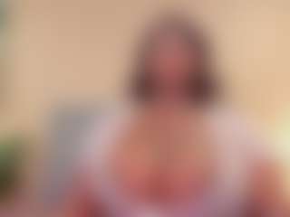 BetsyBennet's Live Sex Cam Show