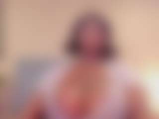 BetsyBennet's Live Sex Cam Show