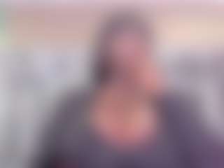 Live cam show with BetsyBennet - Ebony on camwithhim.com | colombia