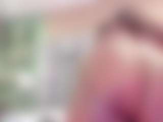 Live cam show with BetsyBennet - Ebony on Camsoda | colombia