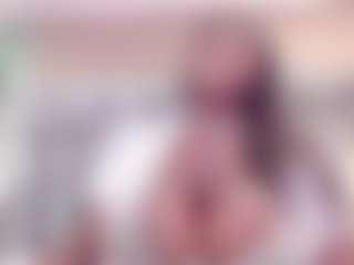 Live cam show with BetsyBennet - Ebony Squirt on nudelive.tv