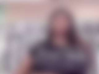 Live cam show with BetsyBennet - Brown Eyes Ebony on CamSextacy
