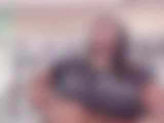 Live cam show with BetsyBennet - Black Blowjob on live18s.com