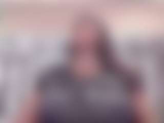 Live cam show with BetsyBennet - Brown Eyes on camgirlchat.live