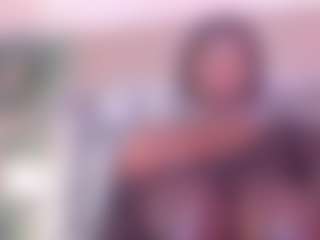 Live cam show with BetsyBennet - Black Young Adult on Livezox
