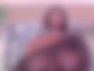 Live cam show with BetsyBennet - Curvy Toys on luckytryst.com