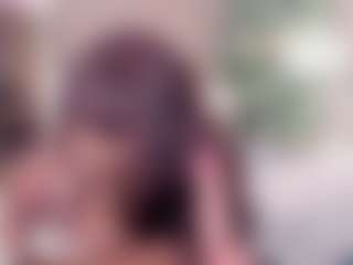 Live cam show with BetsyBennet - Ebony Teen (18+) on TeamSkeetLive