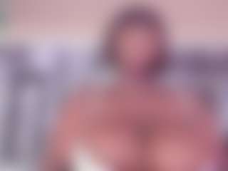 Live cam show with BetsyBennet - Oil on live18s.com