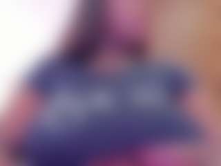 Live cam show with BetsyBennet - Public on Instabang