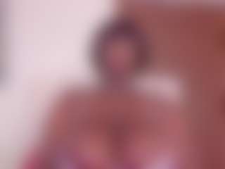 Live cam show with BetsyBennet - Brown Eyes on Camsoda