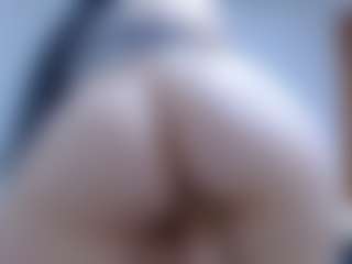 isabel-24's Live Sex Cam Show