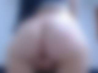Live cam show with isabel-24 - Ass Clapping on Stripli.com
