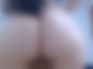 Live cam show with isabel-24 - Curvy on boobsie.com