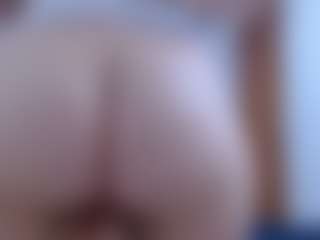 isabel-24's Live Sex Cam Show