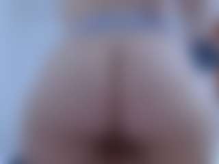 isabel-24's Live Sex Cam Show
