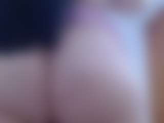isabel-24's Live Sex Cam Show