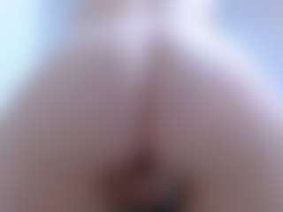 isabel-24's Live Sex Cam Show