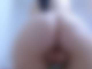 isabel-24's Live Sex Cam Show