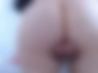 isabel-24's Live Sex Cam Show