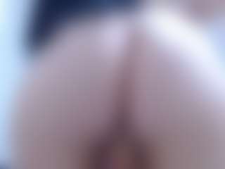 isabel-24's Live Sex Cam Show