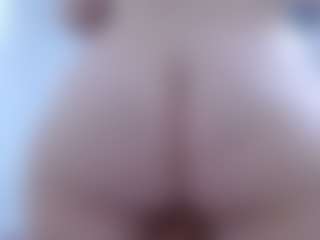 isabel-24's Live Sex Cam Show