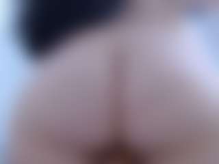 isabel-24's Live Sex Cam Show